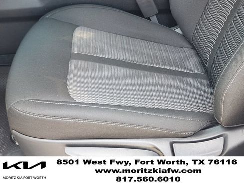 New 2026 Kia Sorento LX FWD image 17