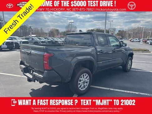 Used 2026 Toyota Tacoma SR image 3