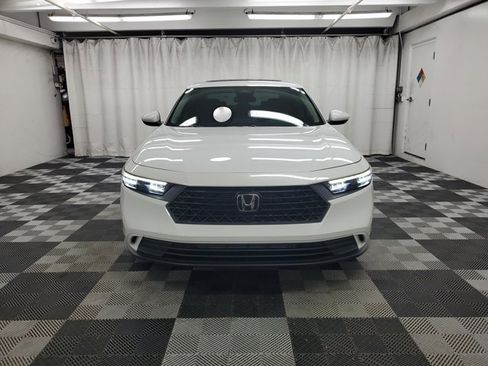 Used 2023 Honda Accord EX image 2