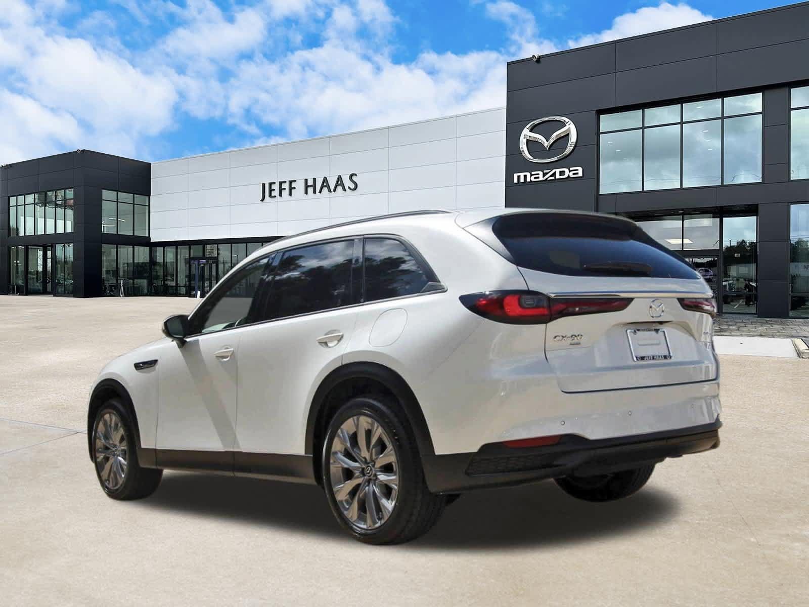 Used 2026 MAZDA CX-90 3.3 Turbo w/ Preferred Package AWD/4WD image 2