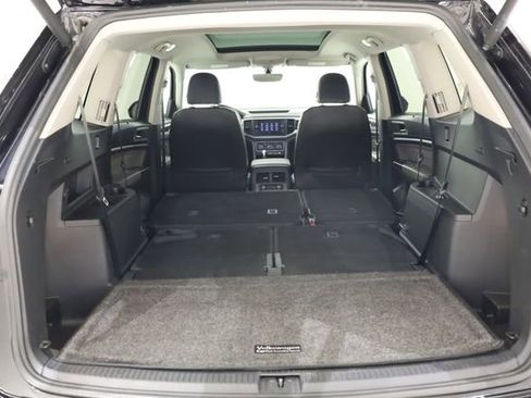 Used 2021 Volkswagen Atlas SE w/ Panoramic Sunroof Package image 36