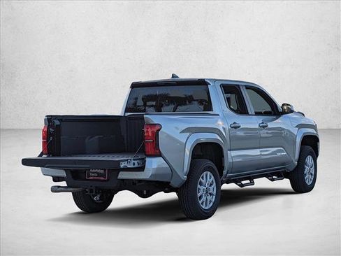 Used 2024 Toyota Tacoma SR5 image 2