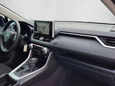 Used 2025 Toyota RAV4 LE FWD image 21