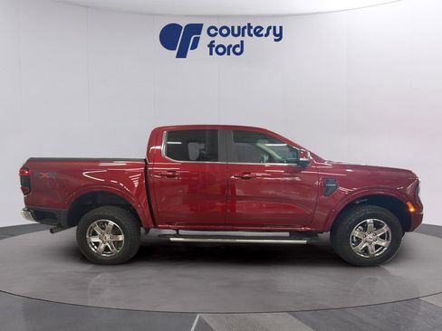 Used 2025 Ford Ranger Lariat w/ Chrome Accent Package AWD/4WD image 8