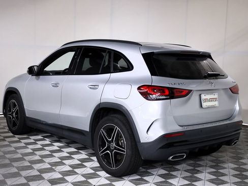 Used 2023 Mercedes-Benz GLA 250 4MATIC image 4