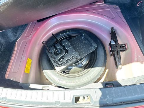 Used 2010 Toyota Corolla LE FWD image 23
