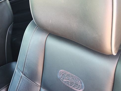 Used 2020 Jeep Grand Cherokee Overland image 18