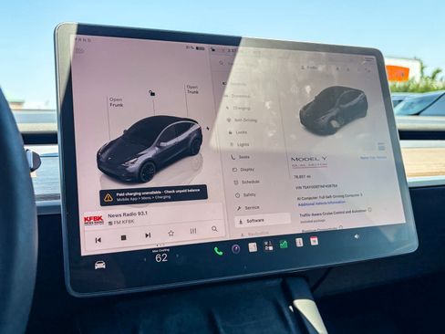 Used 2022 Tesla Model Y Performance AWD/4WD image 21