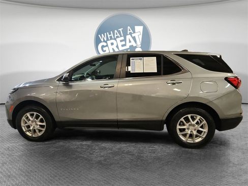 Certified 2024 Chevrolet Equinox LT w/ LPO, Floor Liner Package image 7