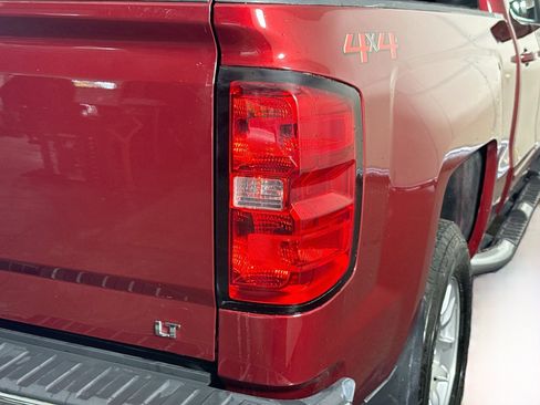 Used 2018 Chevrolet Silverado 1500 LT w/ All Star Edition AWD/4WD image 32