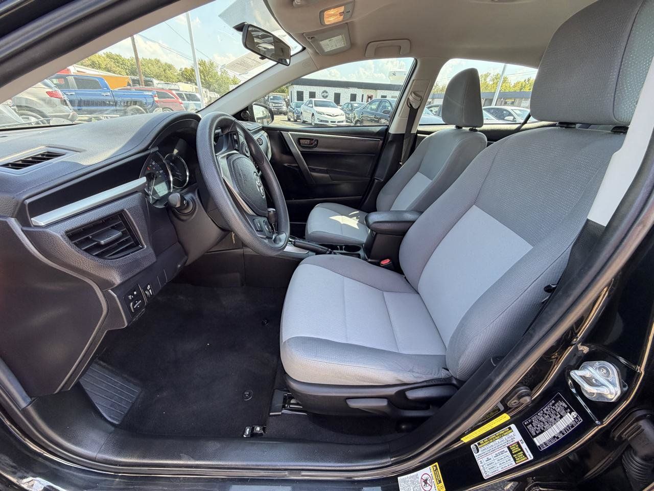 Used 2016 Toyota Corolla L FWD image 10