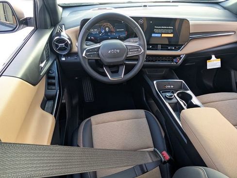 New 2026 Chevrolet Equinox ACTIV w/ Convenience Package III FWD image 9