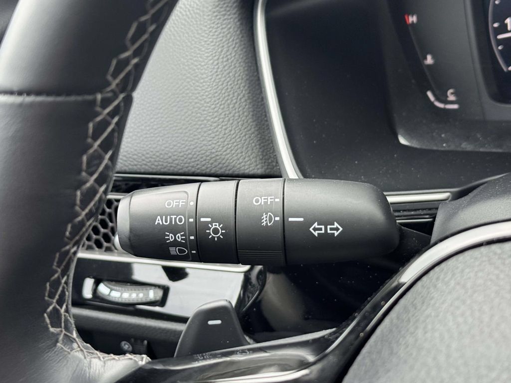 Used 2023 Honda Civic Touring image 24