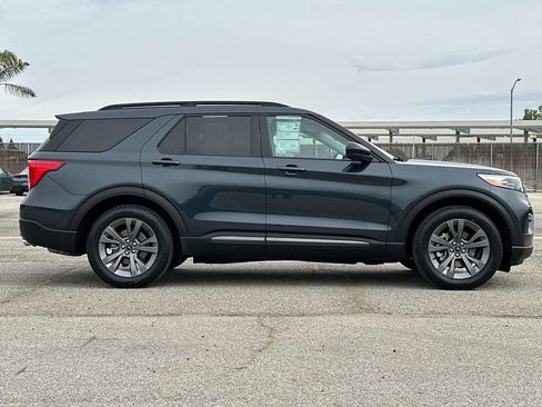 Certified 2023 Ford Explorer XLT w/ Equipment Group 202A RWD image 2