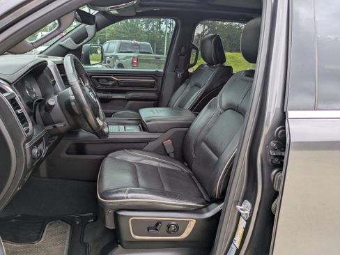 Used 2019 RAM 1500 Limited AWD/4WD image 9