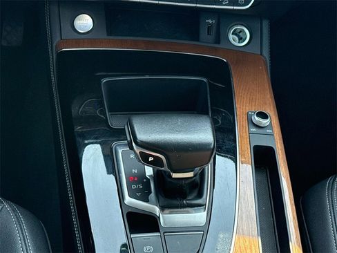 Used 2023 Audi Q5 2.0T Premium Plus image 19