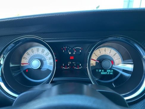 Used 2011 Ford Mustang GT Premium w/ 402A Rapid Spec Order Code image 9