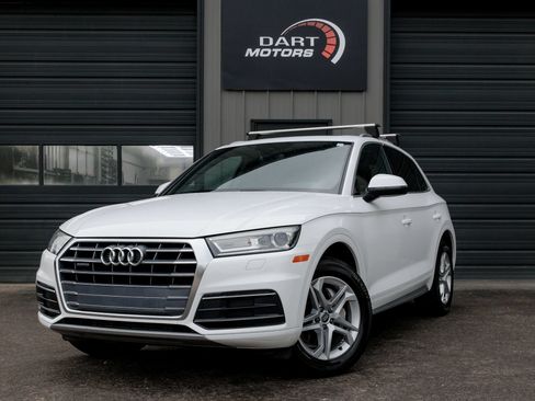 Used 2019 Audi Q5 2.0T Premium w/ Convenience Package AWD/4WD image 3