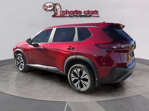Used 2023 Nissan Rogue SV FWD image 4