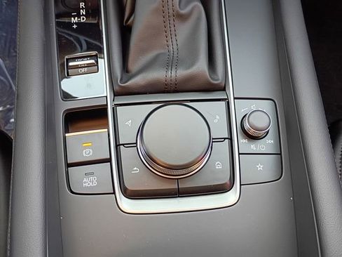 New 2026 MAZDA MAZDA3 2.5 S Sedan w/ Preferred Pkg image 23