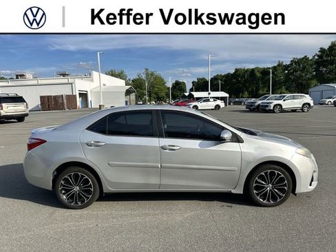 Used 2015 Toyota Corolla S w/ Driver Convenience Package FWD image 6