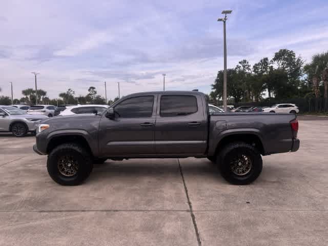 Used 2022 Toyota Tacoma SR AWD/4WD image 11