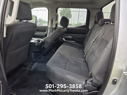 Used 2022 Toyota Tundra SR5 w/ SR5 Convenience Package AWD/4WD image 6