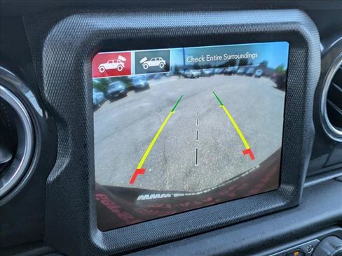 Used 2021 Jeep Wrangler Unlimited Rubicon w/ Dual Top Group AWD/4WD image 15