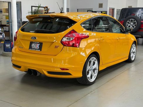 Used 2013 Ford Focus ST FWD image 2