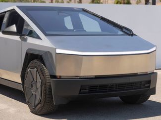 Used 2024 Tesla Cybertruck Cyberbeast AWD/4WD video 3