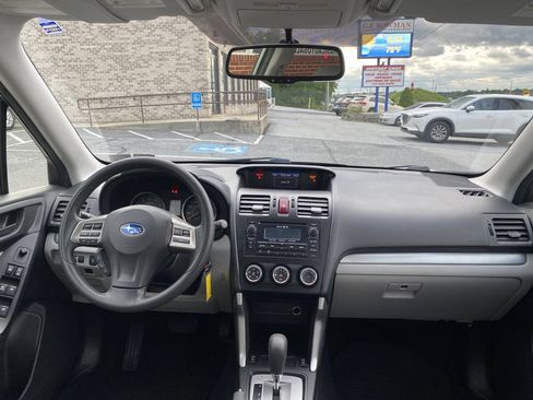 Used 2014 Subaru Forester 2.5i Premium w/ All-Weather Package AWD/4WD image 22