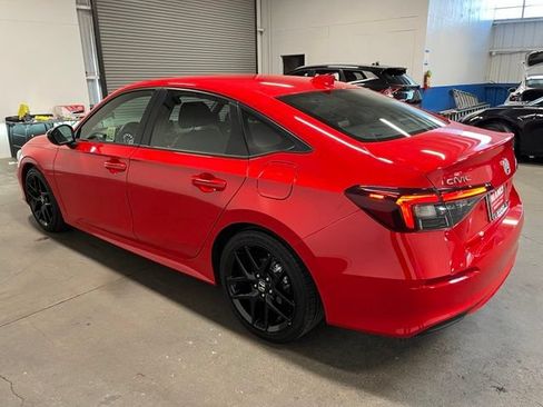 Used 2025 Honda Civic Sport image 5