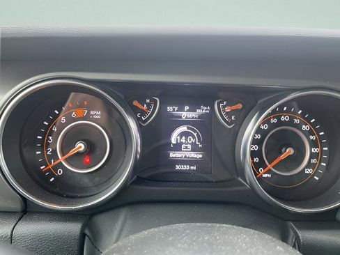 Used 2023 Jeep Wrangler Sport S AWD/4WD image 9