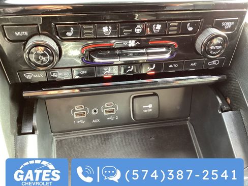 Used 2024 Jeep Grand Cherokee L Limited w/ Luxury Tech Group II AWD/4WD image 29