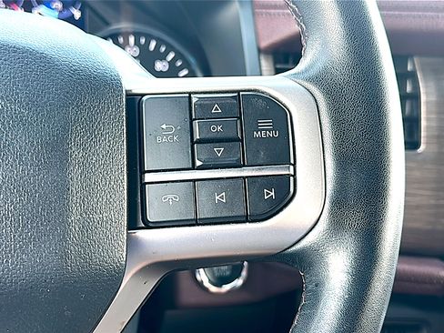 Used 2023 Ford Expedition Limited image 29