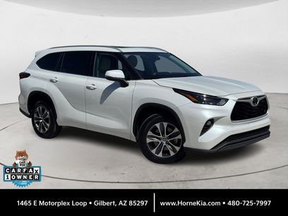 Used 2022 Toyota Highlander XLE