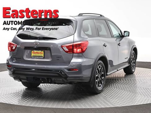 Used 2020 Nissan Pathfinder SL AWD/4WD image 5
