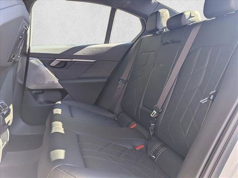 Used 2026 BMW 530i xDrive w/ M Sport Package image 14