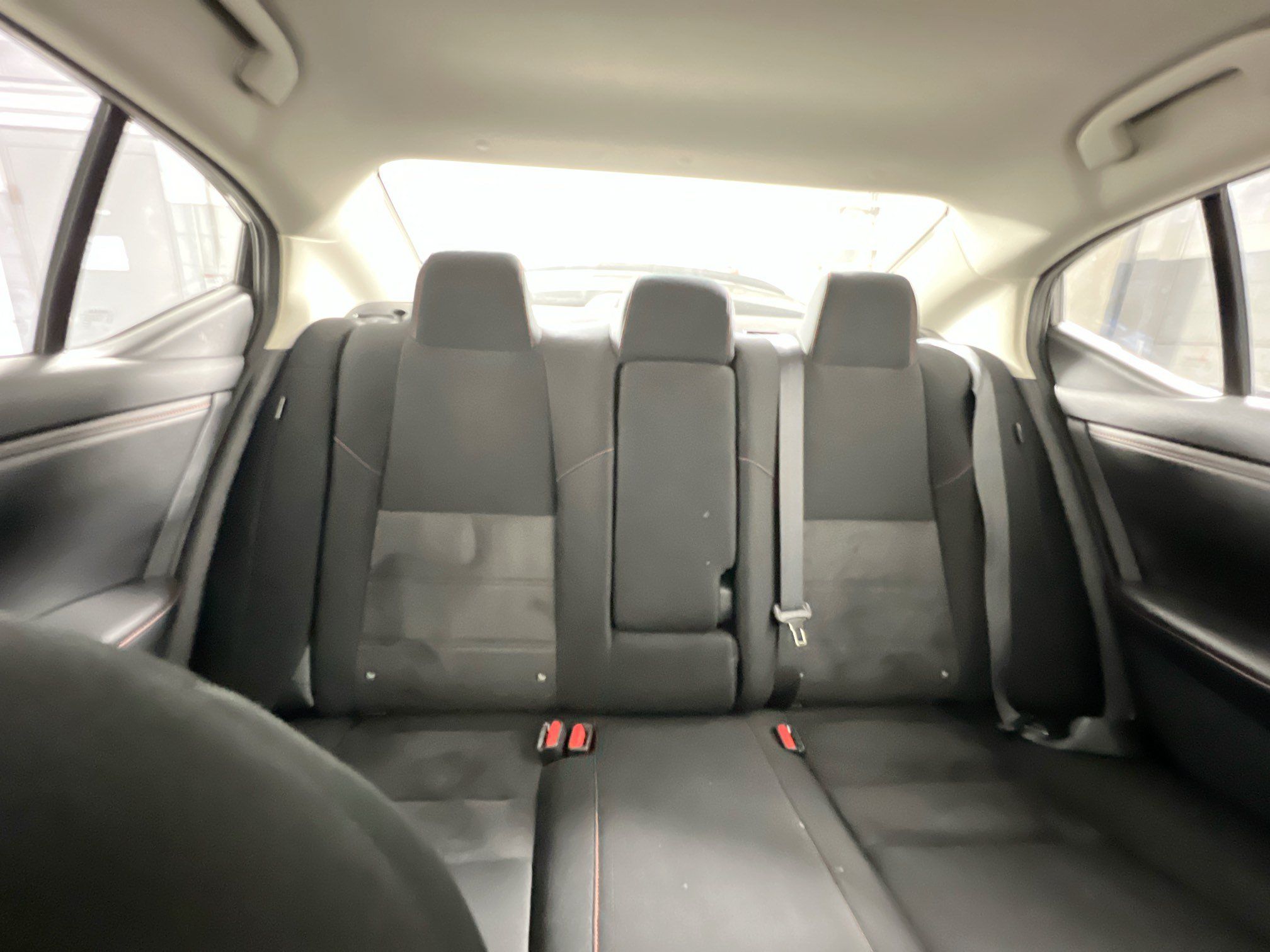 Used 2025 Nissan Sentra SR FWD image 33
