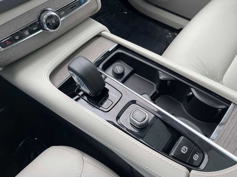 Used 2023 Volvo XC90 B6 Plus w/ Protection Package Premier image 29