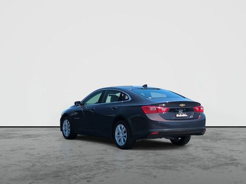 Used 2025 Chevrolet Malibu LT FWD image 6