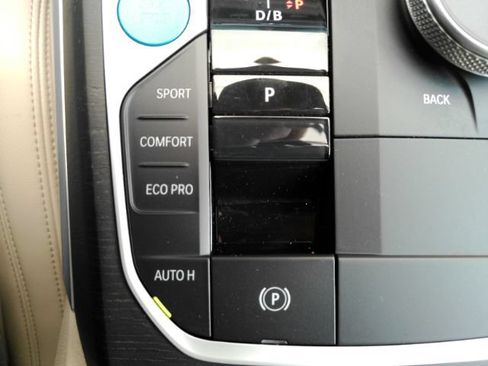Used 2023 BMW i4 eDrive40 w/ Premium Package RWD image 53