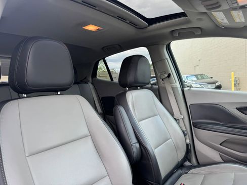 Used 2015 Buick Encore Premium w/ Experience Buick Package FWD image 29