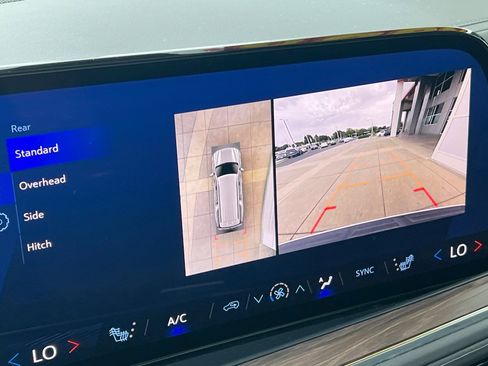 Used 2025 Chevrolet Suburban LT w/ Comfort Package image 25