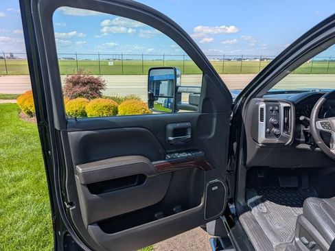 Used 2018 GMC Sierra 1500 SLT AWD/4WD image 20