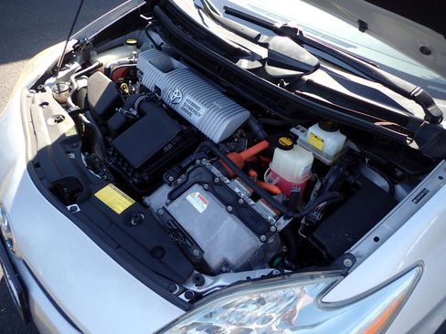 Used 2010 Toyota Prius Three image 21