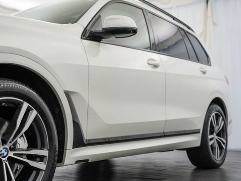 Used 2021 BMW X7 xDrive40i w/ M Sport Package AWD/4WD image 35