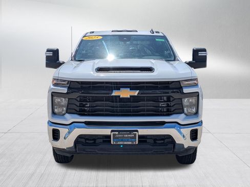 Used 2025 Chevrolet Silverado 3500 W/T w/ WT Convenience Package AWD/4WD image 9