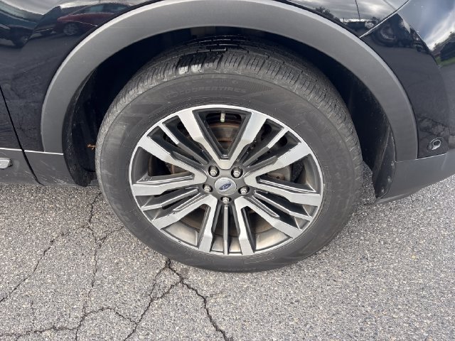 Used 2017 Ford Explorer Platinum AWD/4WD image 9
