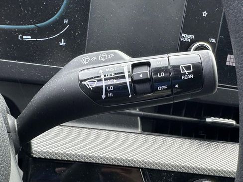 Certified 2024 Kia Sportage LX image 29